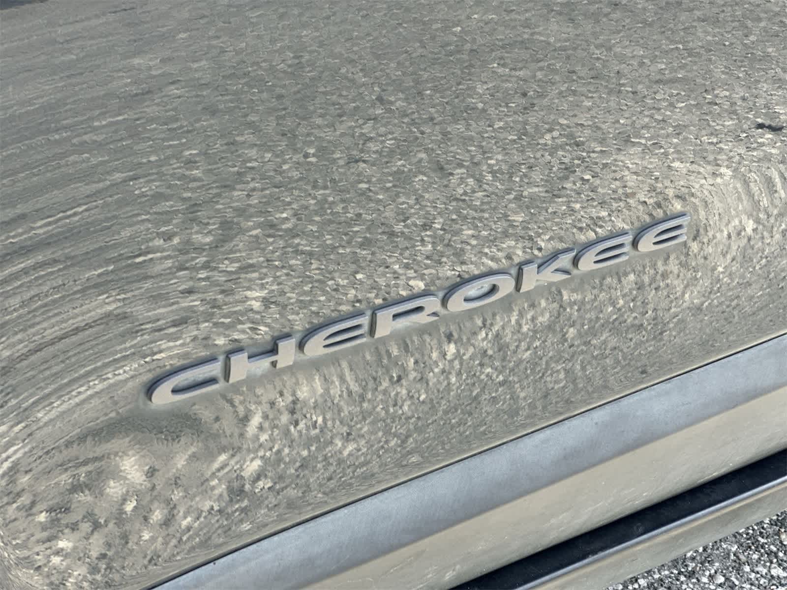 Thumbnail: 2016 Jeep Cherokee - 11