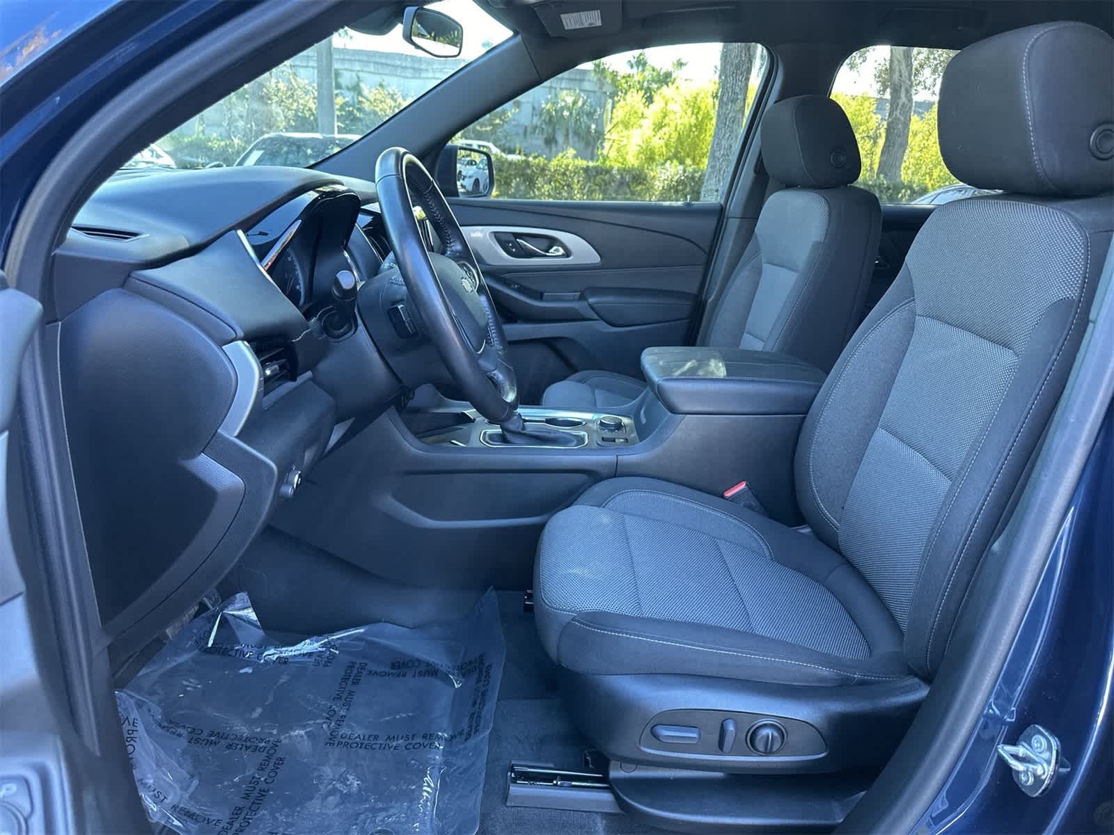 Thumbnail: 2022 Chevrolet Traverse - 13