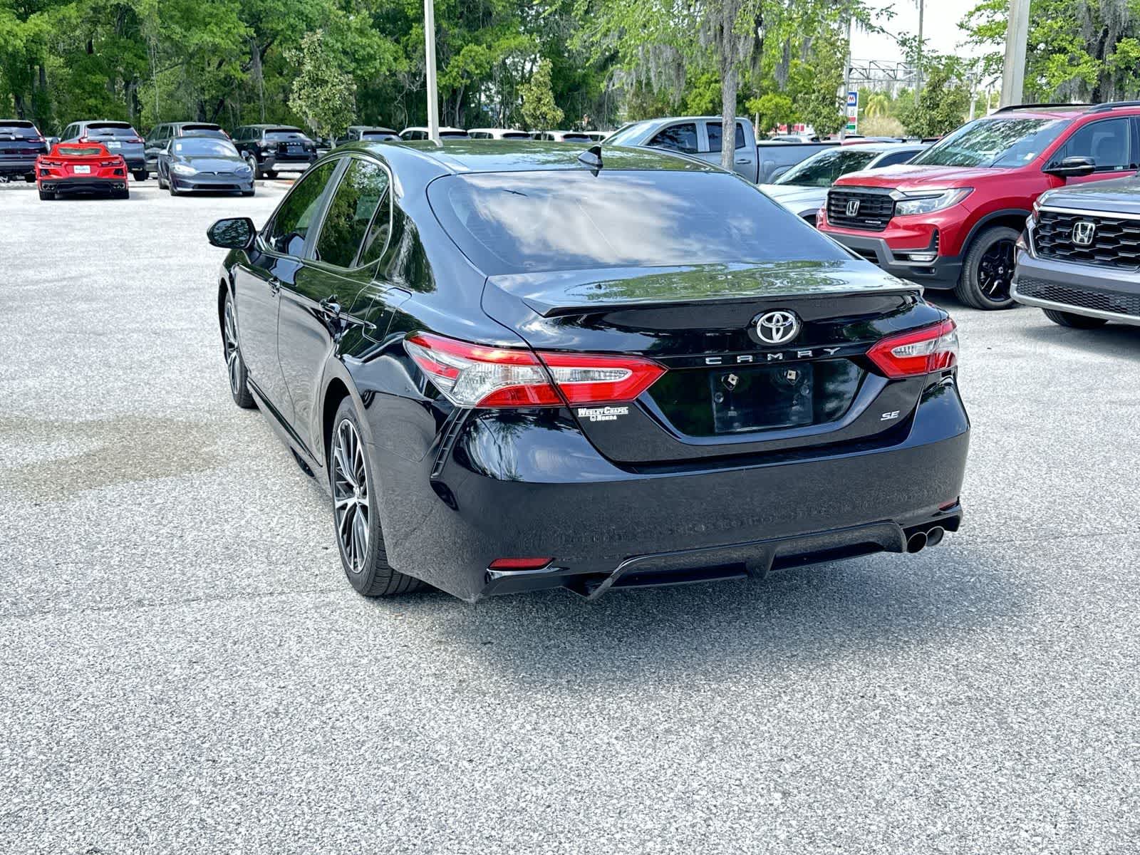 Thumbnail: 2019 Toyota Camry - 4