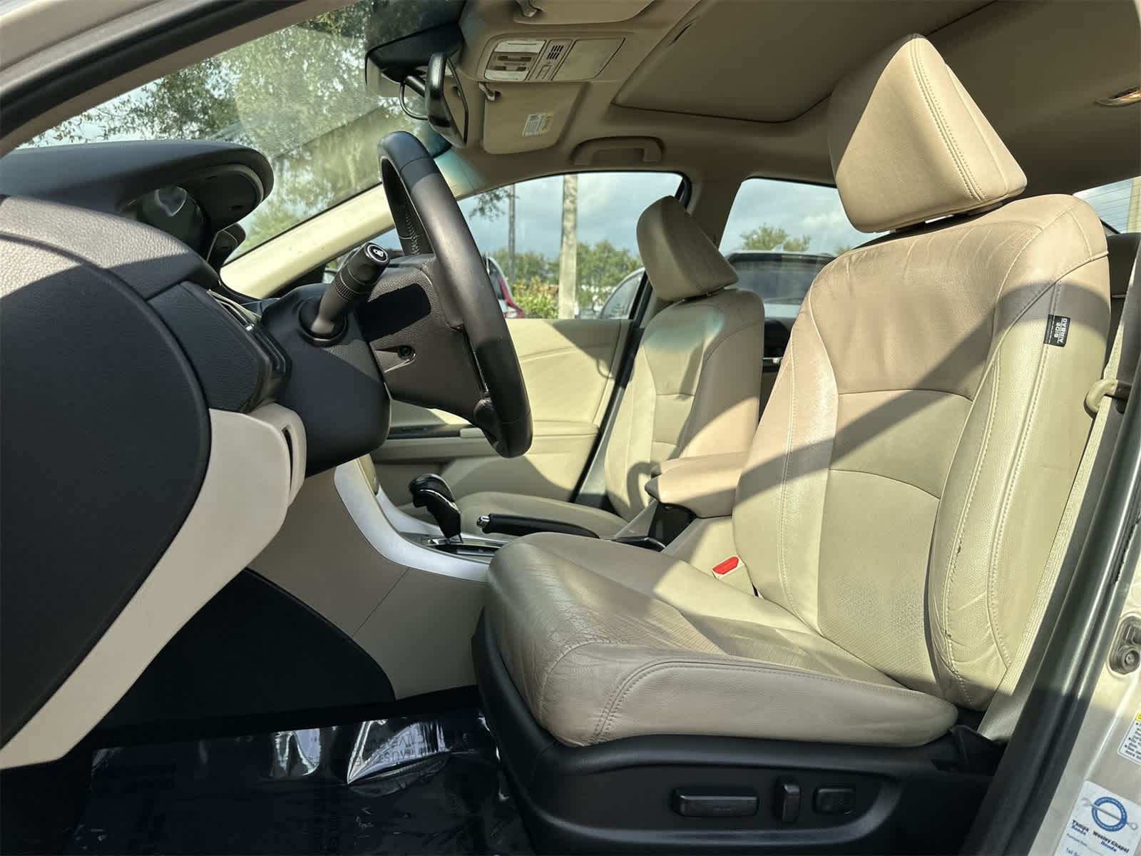 Thumbnail: 2015 Honda Accord - 13