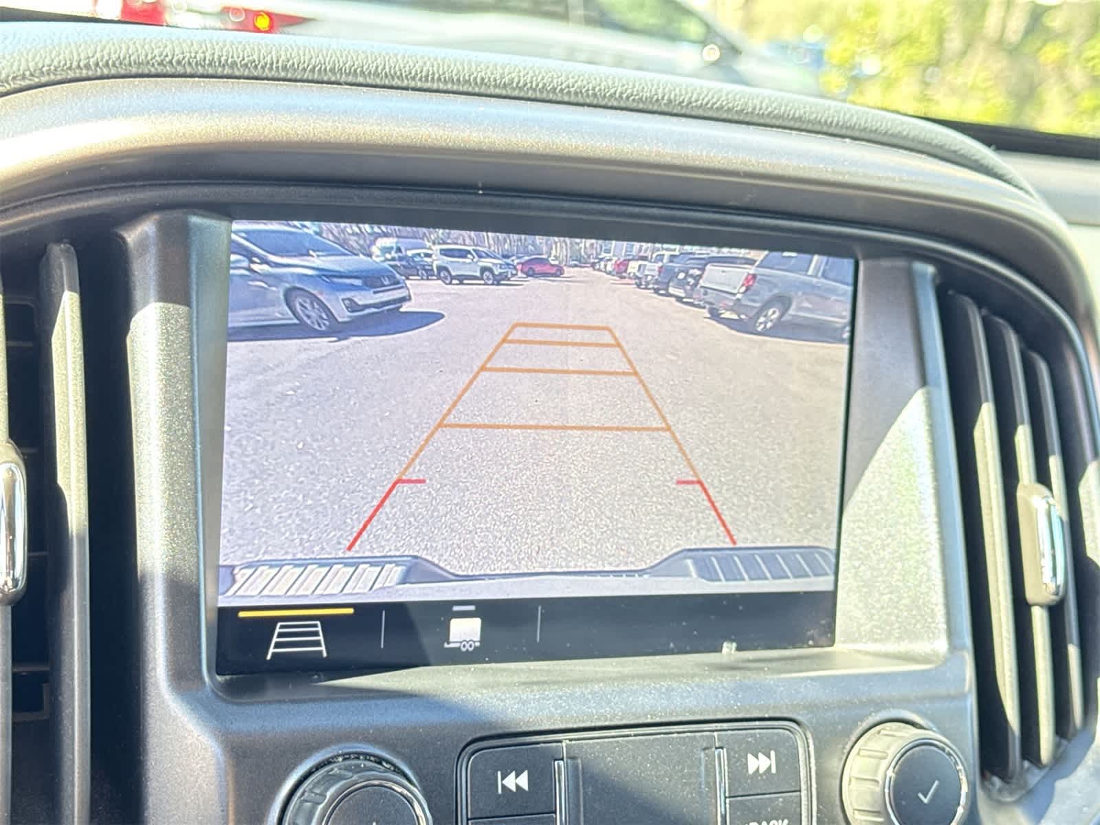 Thumbnail: 2020 Chevrolet Colorado - 20