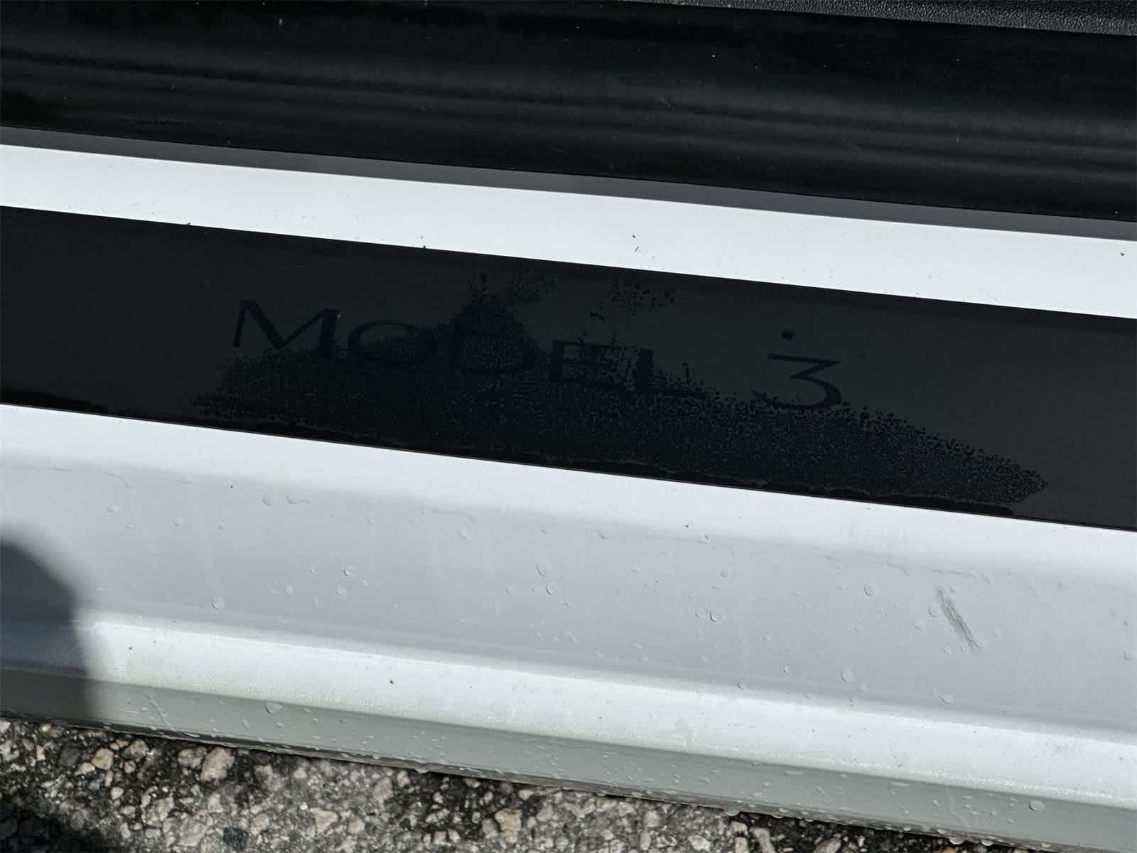 Thumbnail: 2023 Tesla Model 3 - 11