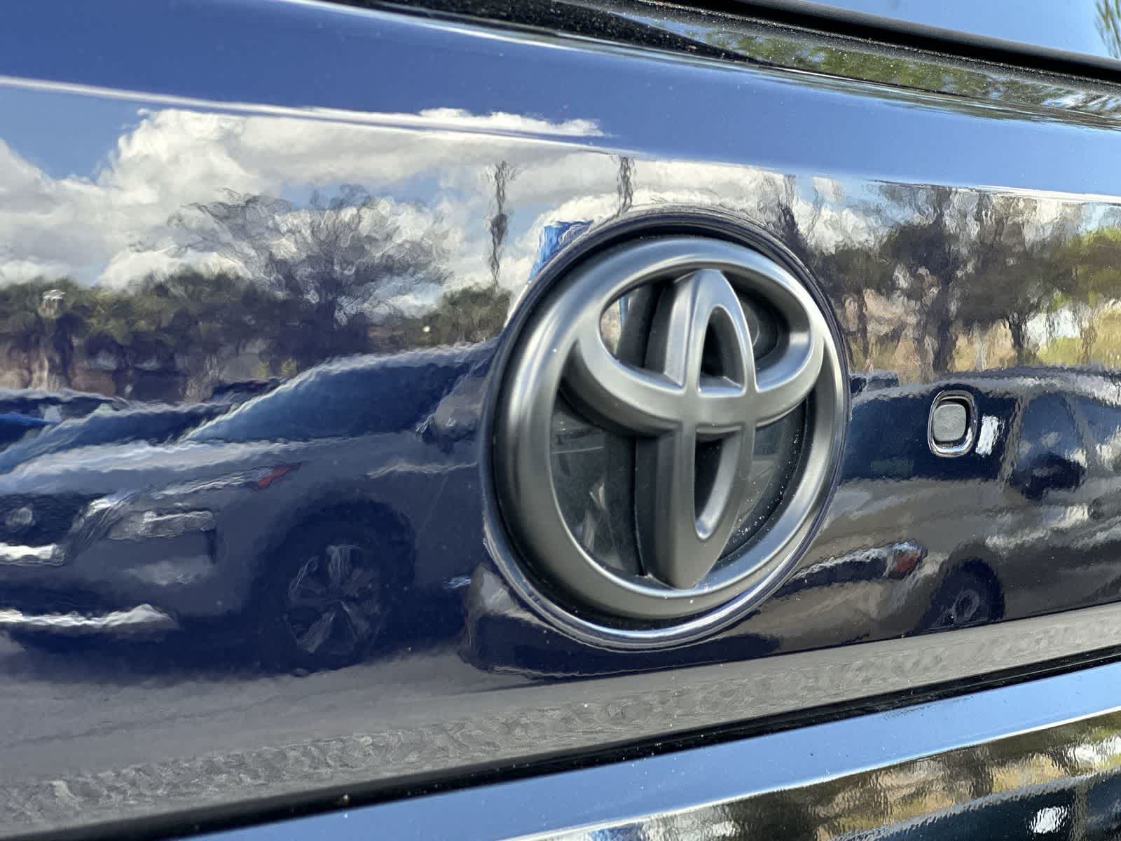 Thumbnail: 2024 Toyota Sequoia - 10