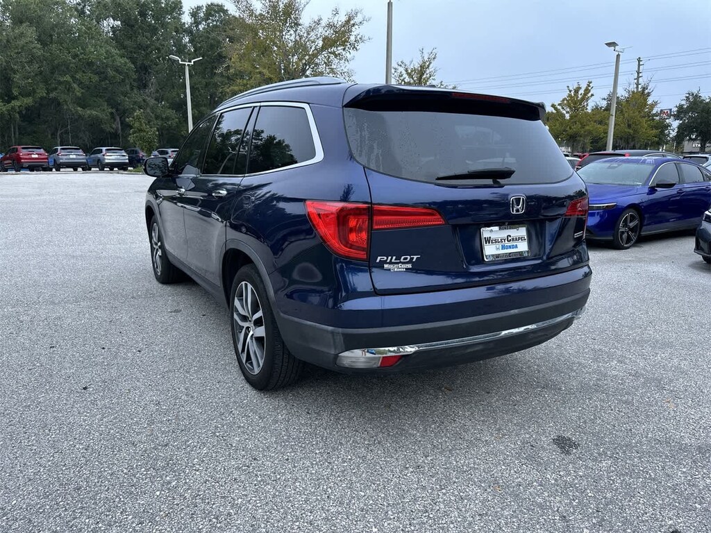 Used 2016 Honda Pilot Touring FWD SUV