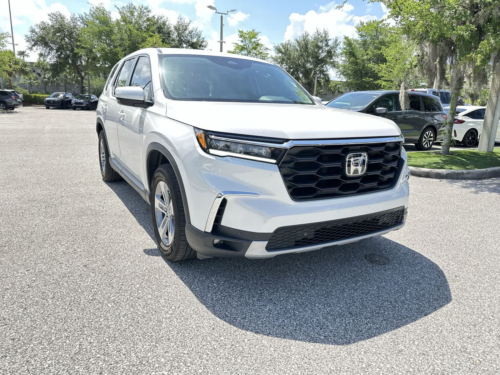 Thumbnail: 2025 Honda Pilot - 8