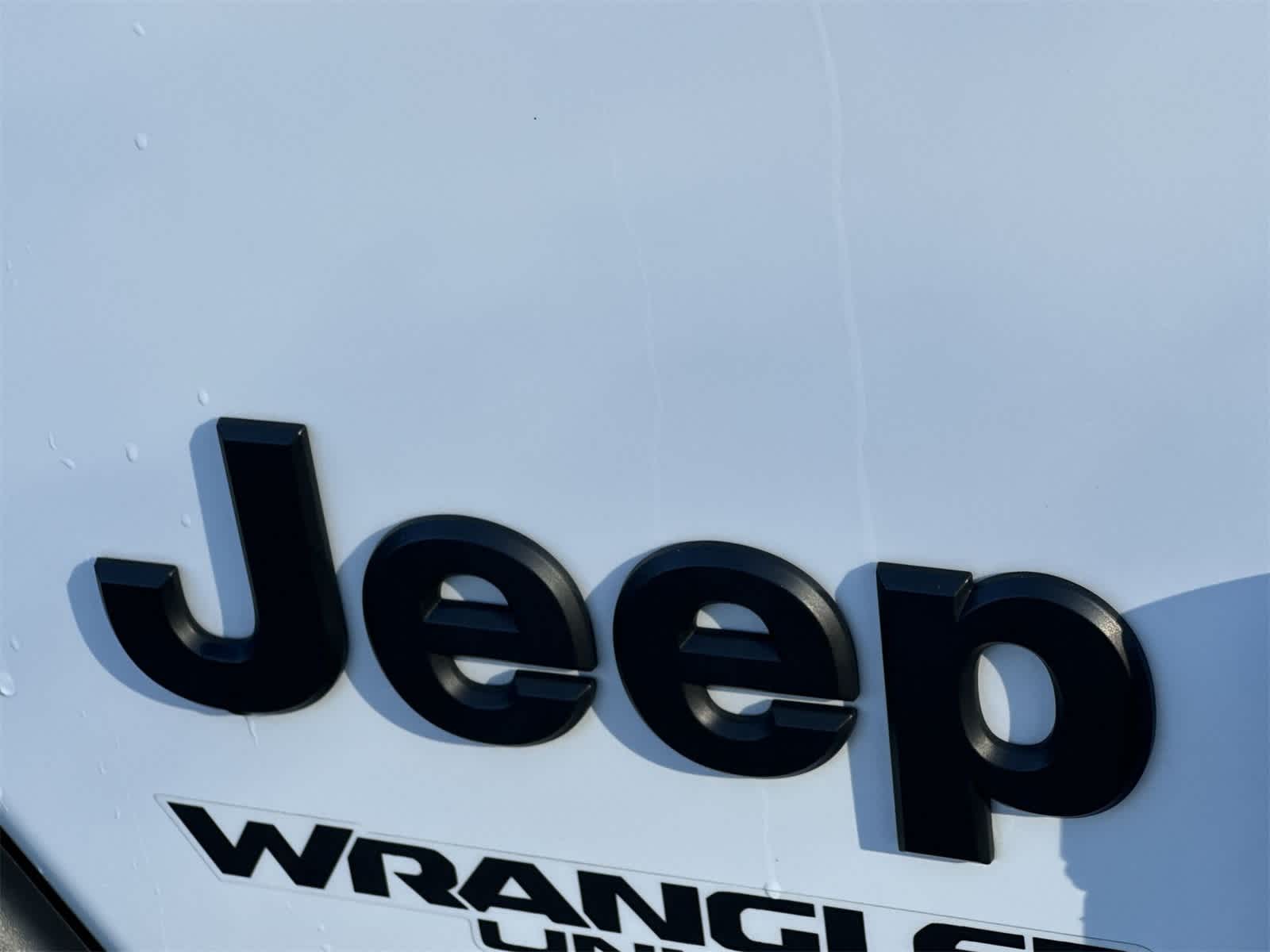 Thumbnail: 2022 Jeep Wrangler - 10
