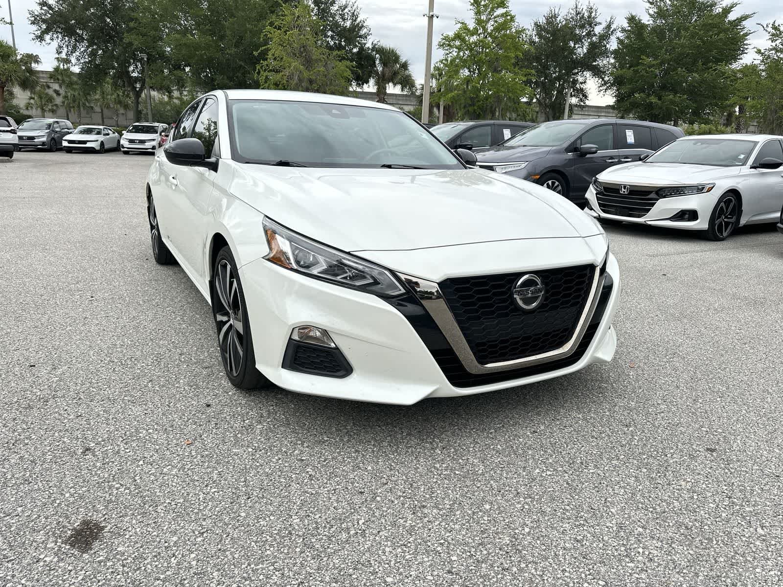 Thumbnail: 2022 Nissan Altima - 8