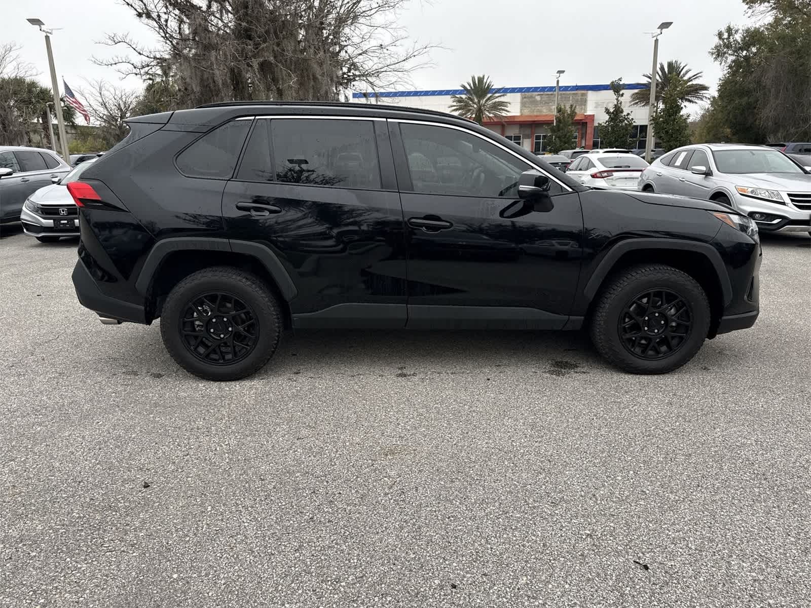 Thumbnail: 2023 Toyota RAV4 - 7