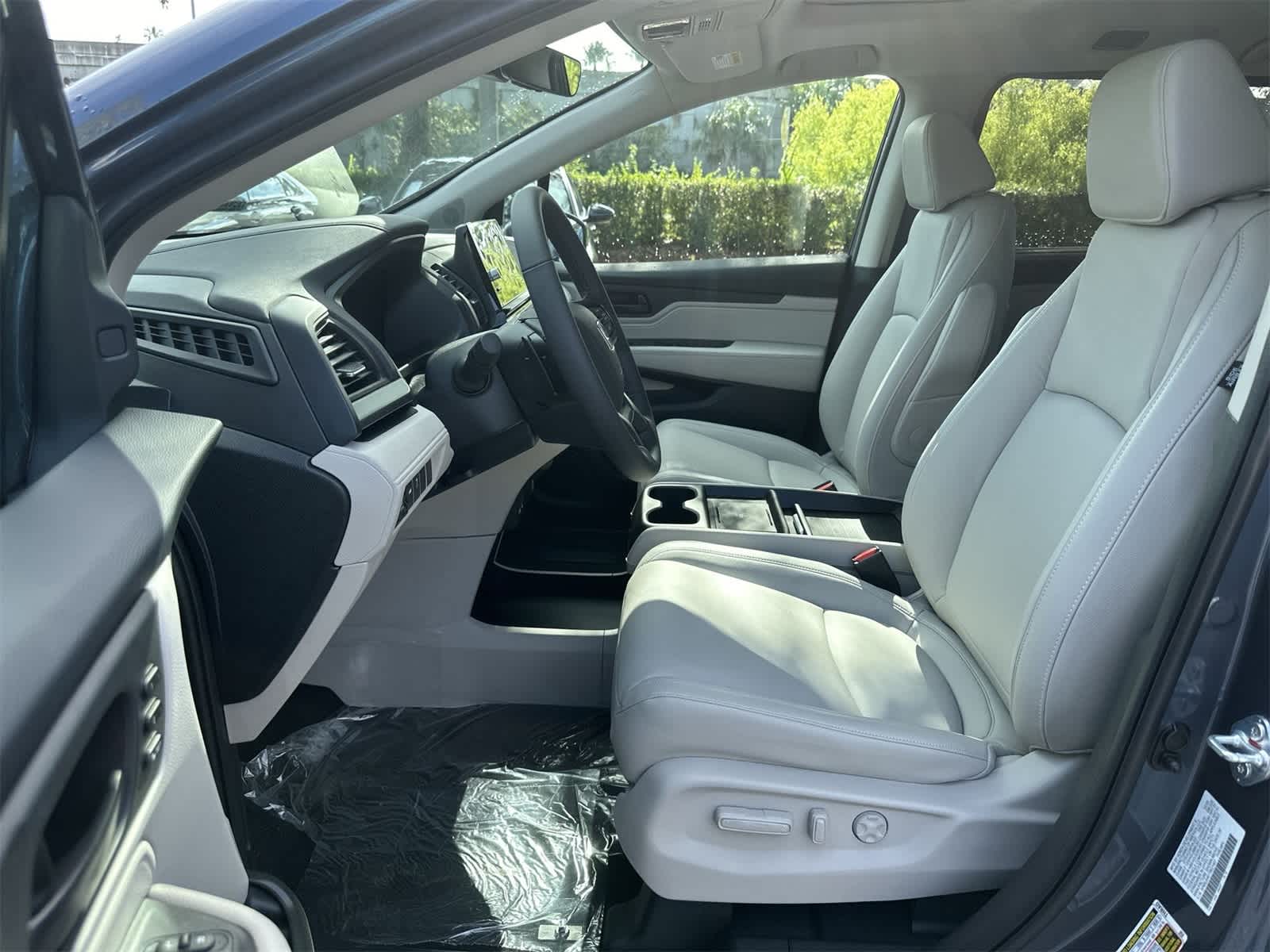 Thumbnail: 2026 Honda Odyssey - 13