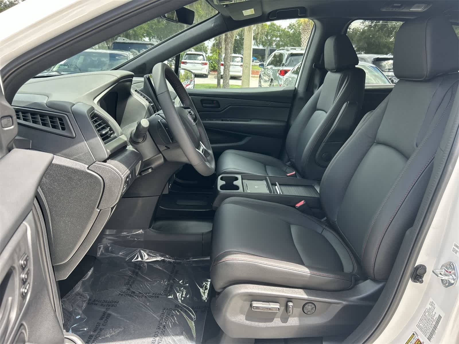 Thumbnail: 2026 Honda Odyssey - 13