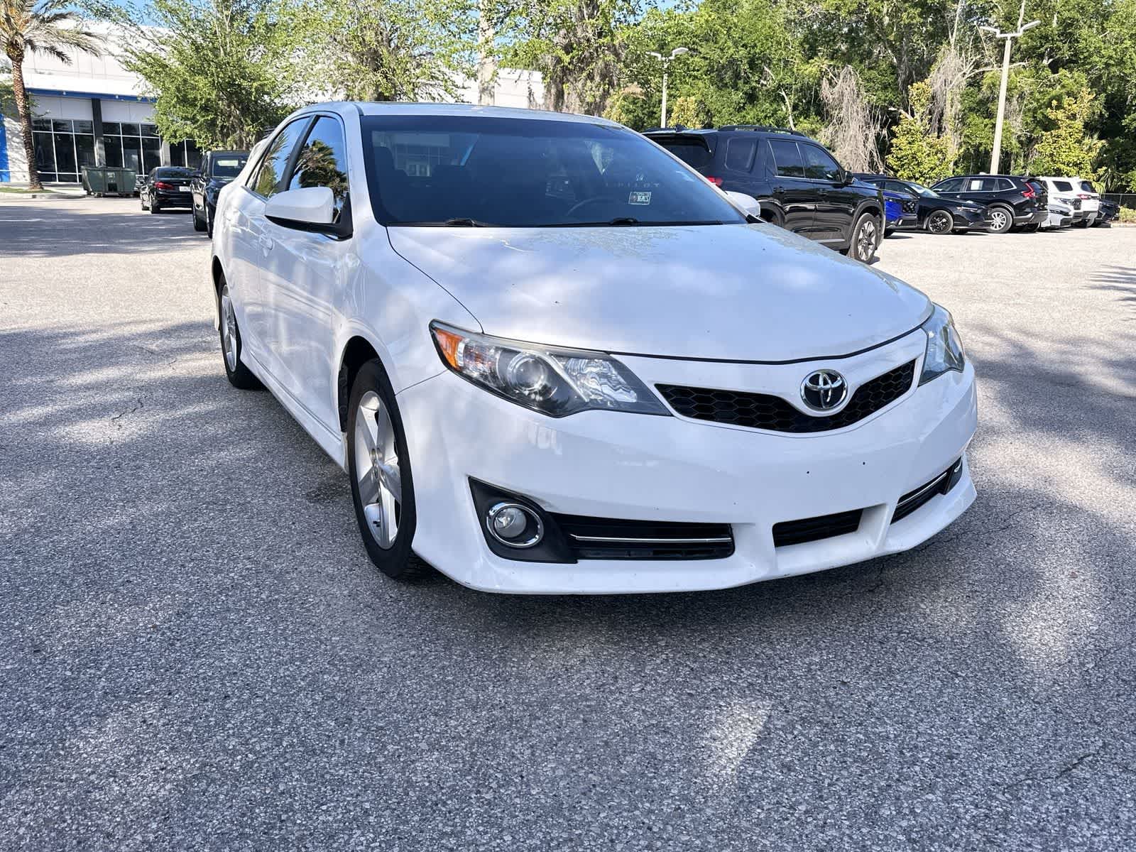 Thumbnail: 2013 Toyota Camry - 8