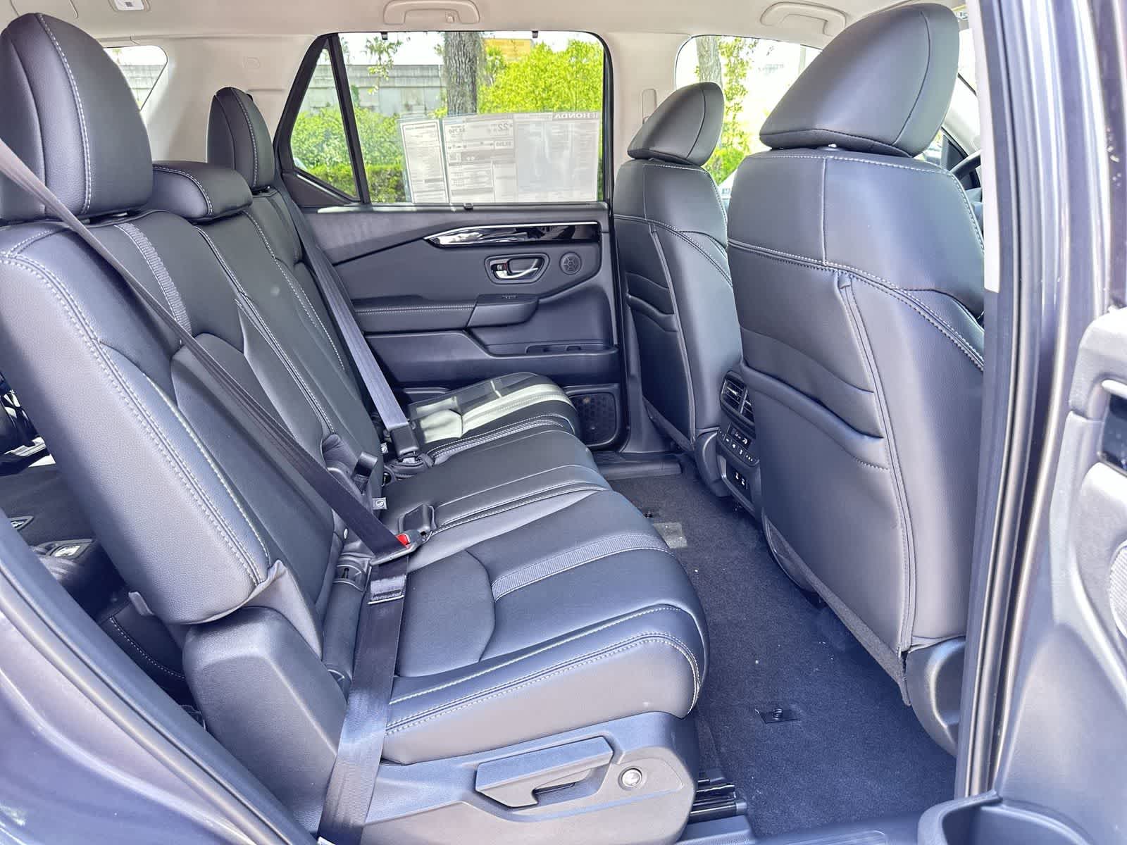 Thumbnail: 2026 Honda Pilot - 16