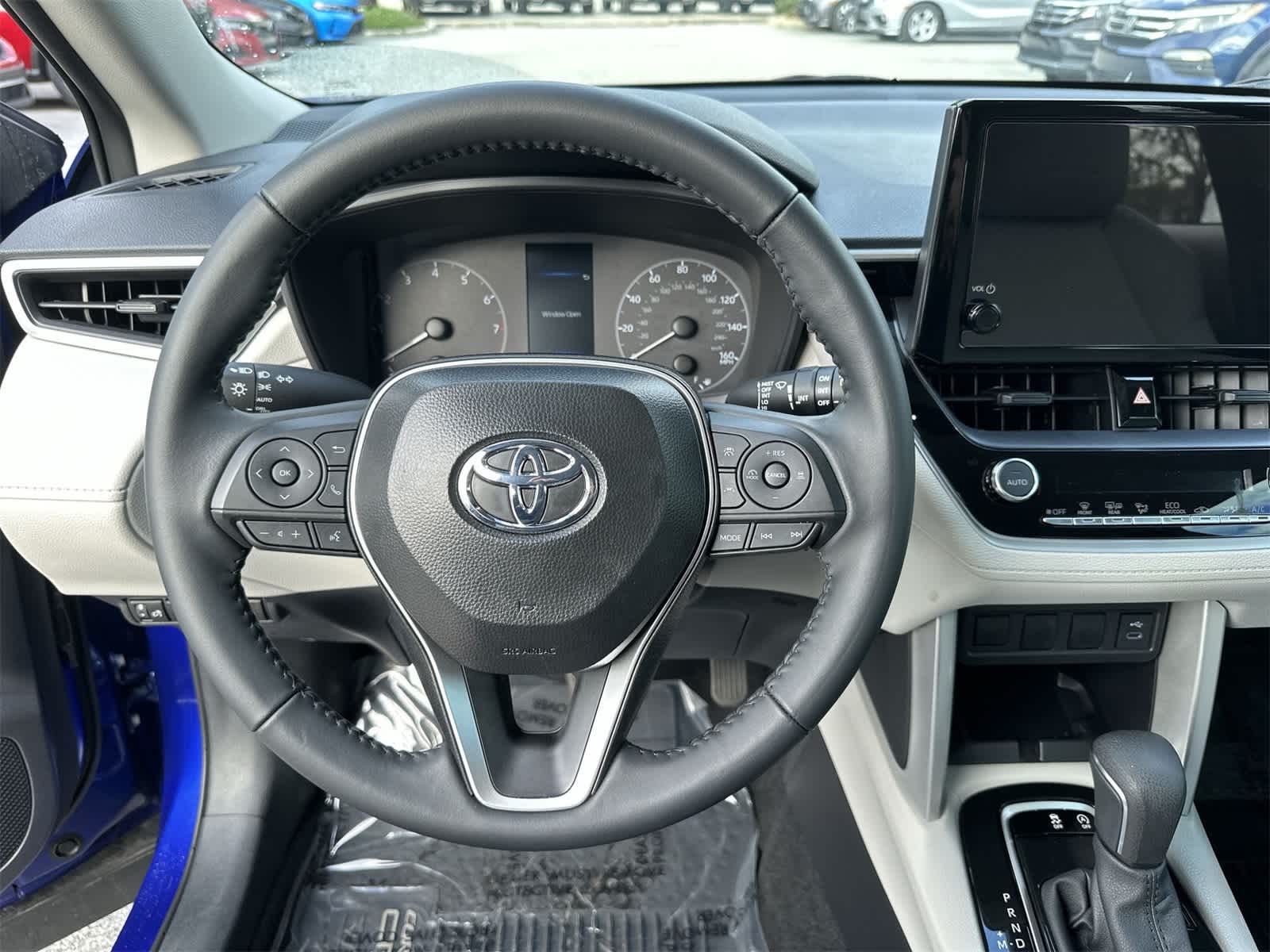 Thumbnail: 2025 Toyota Corolla Cross - 18