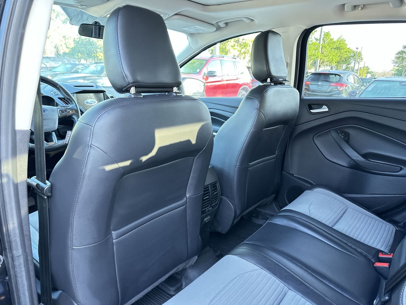 Thumbnail: 2018 Ford Escape - 14