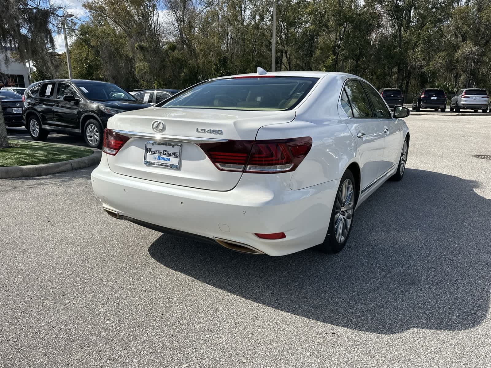 Thumbnail: 2016 Lexus LS - 6