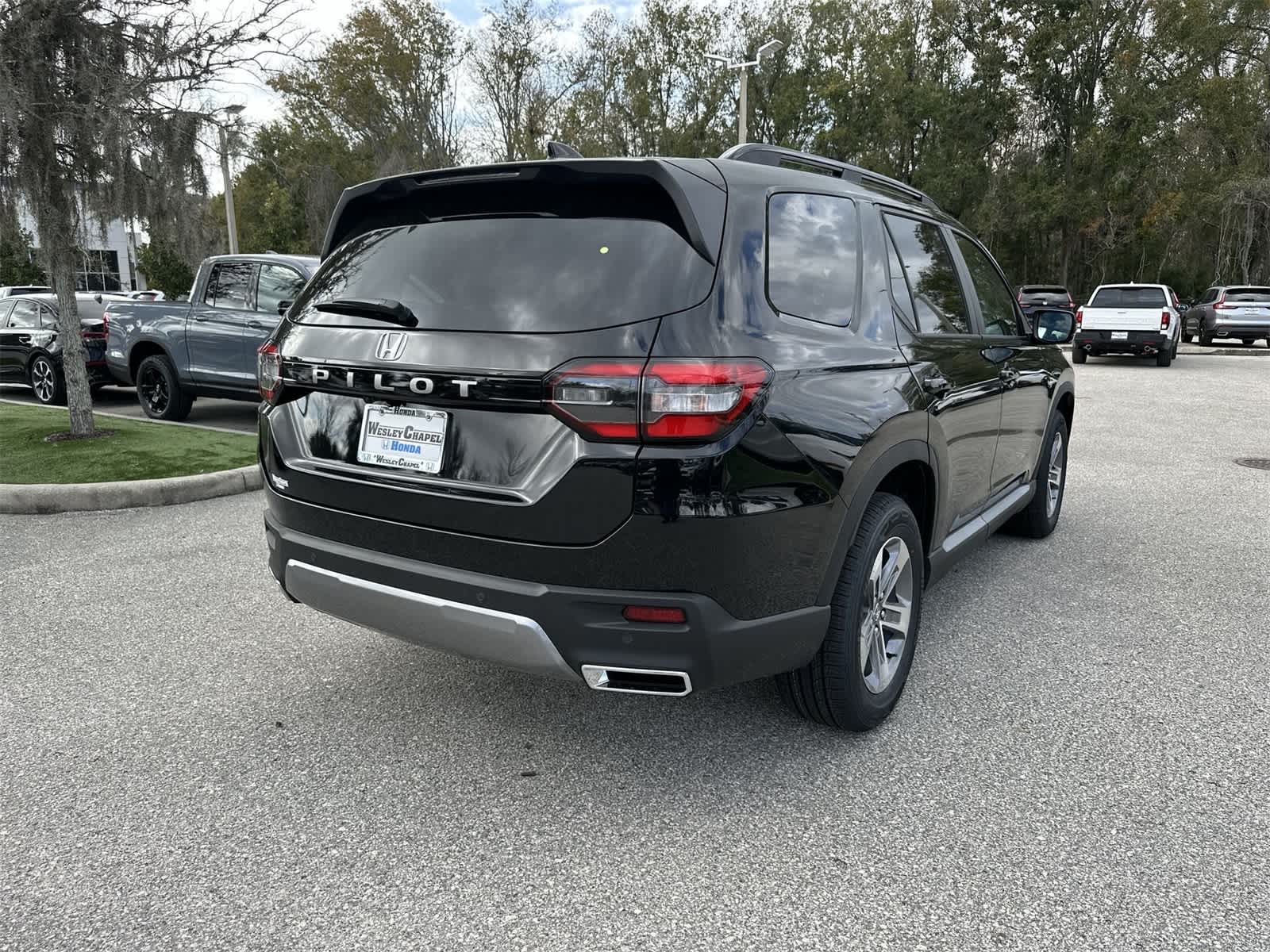 Thumbnail: 2026 Honda Pilot - 6