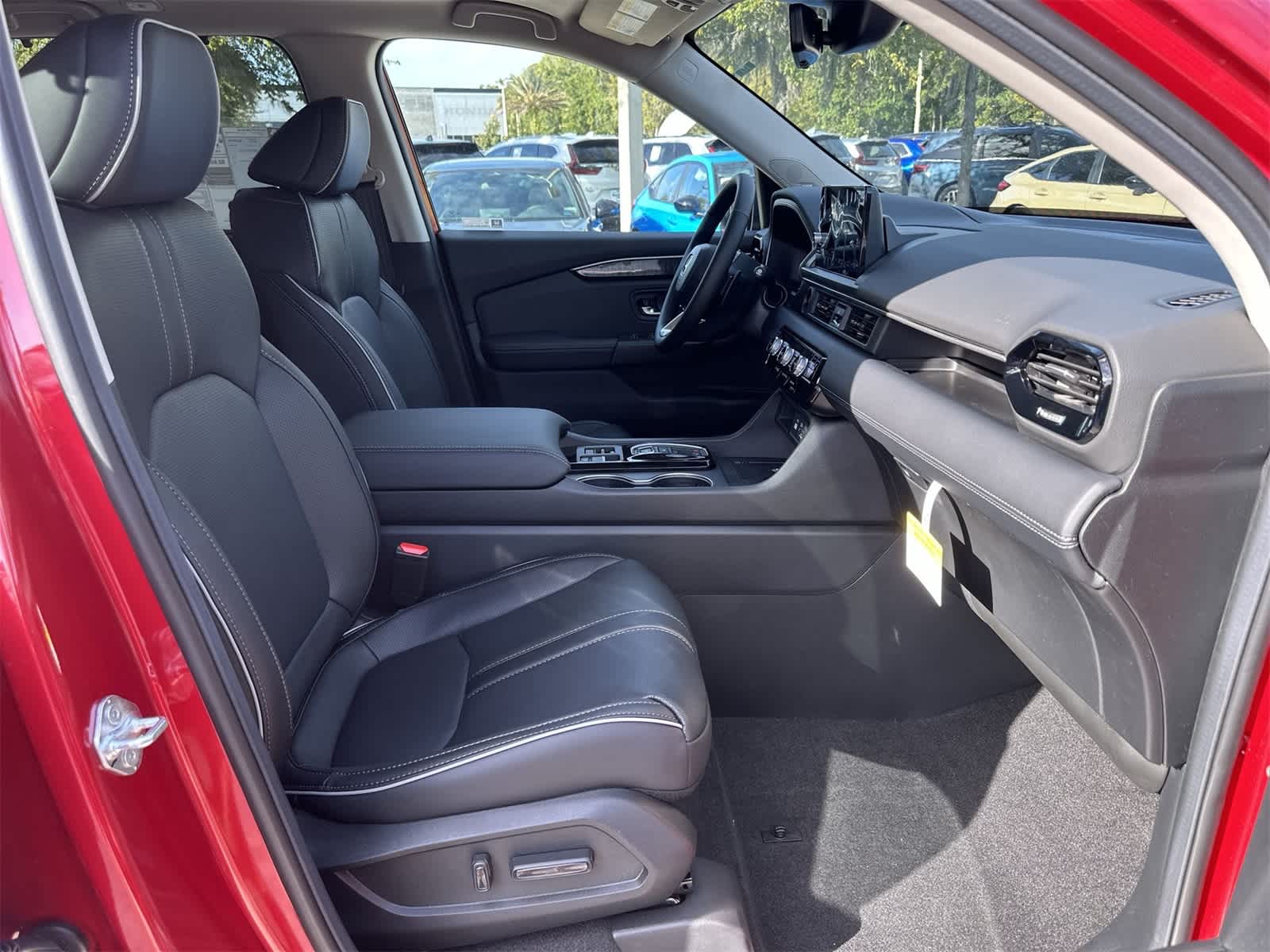 Thumbnail: 2025 Honda Pilot - 17