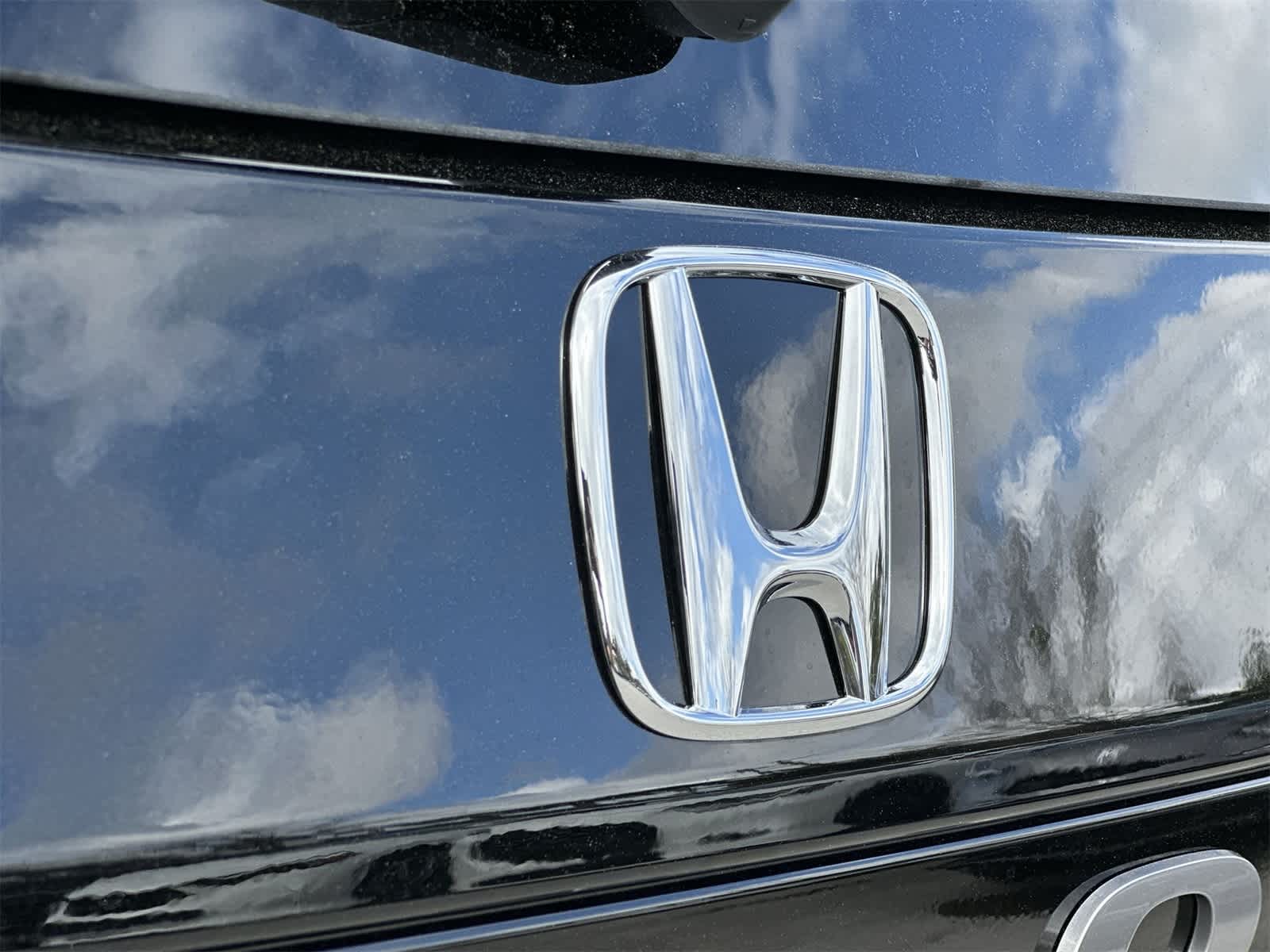 Thumbnail: 2026 Honda Pilot - 10