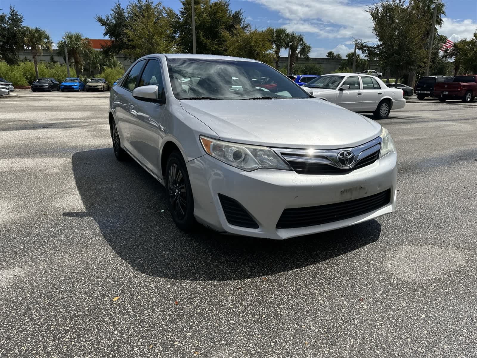 Thumbnail: 2014 Toyota Camry - 8