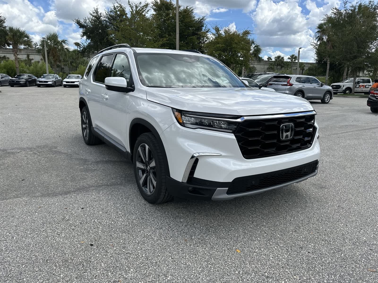 Thumbnail: 2025 Honda Pilot - 8