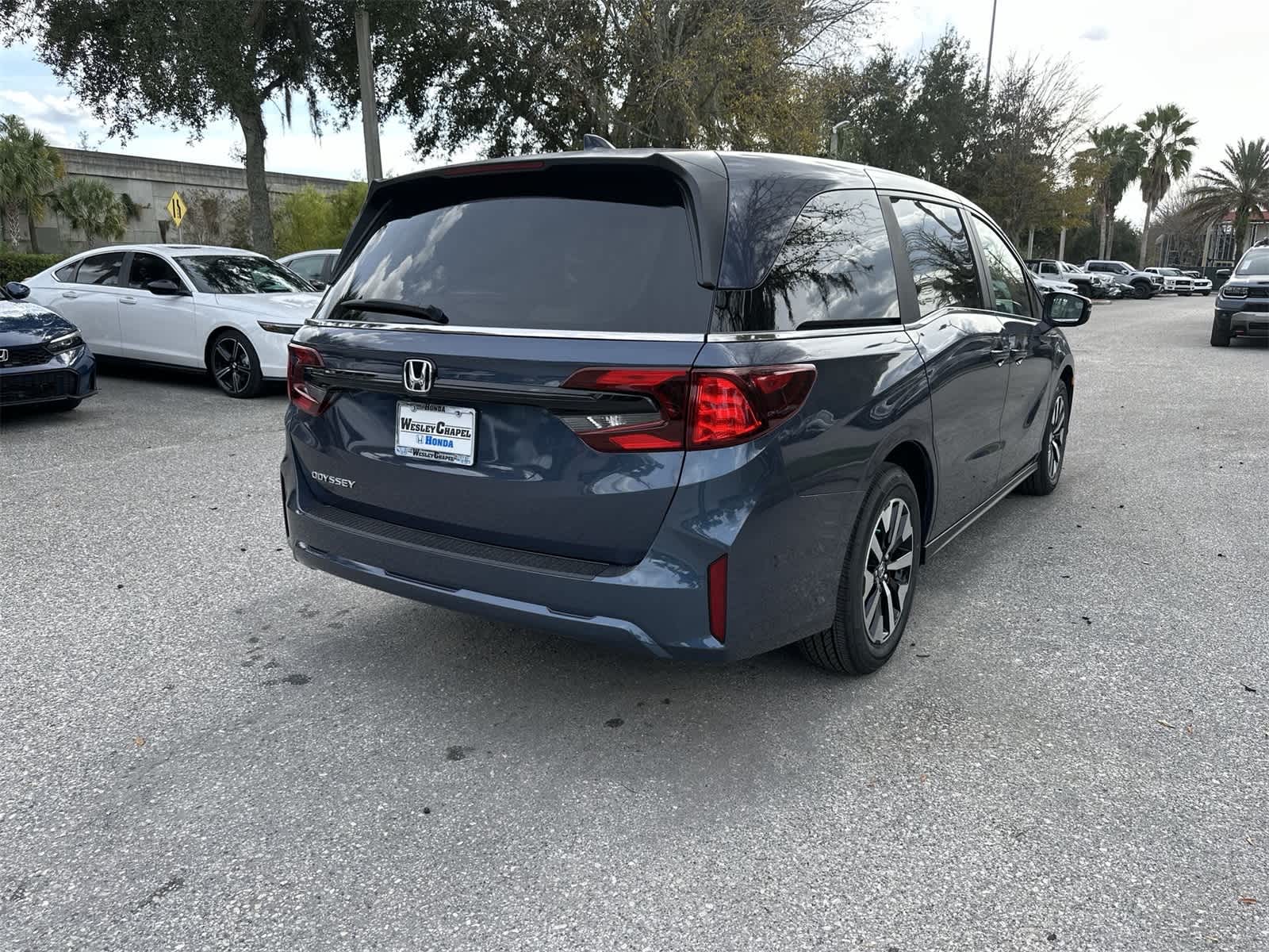 Thumbnail: 2026 Honda Odyssey - 6