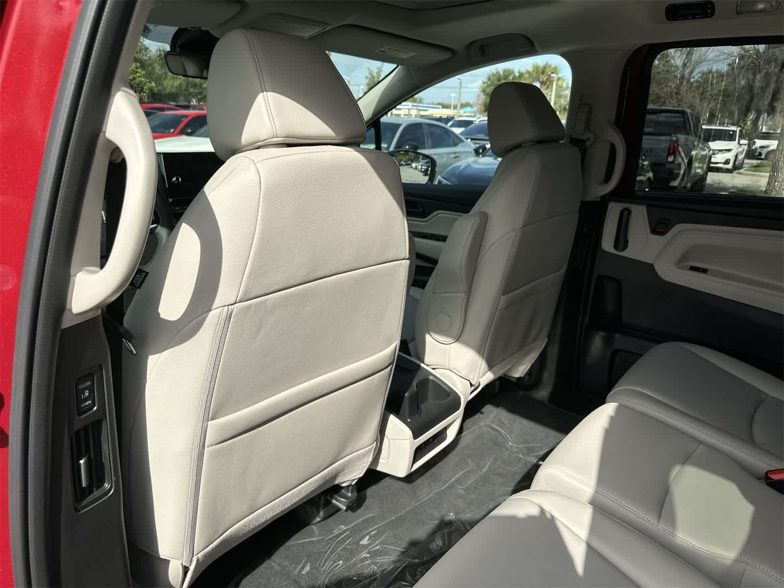 Thumbnail: 2026 Honda Odyssey - 14