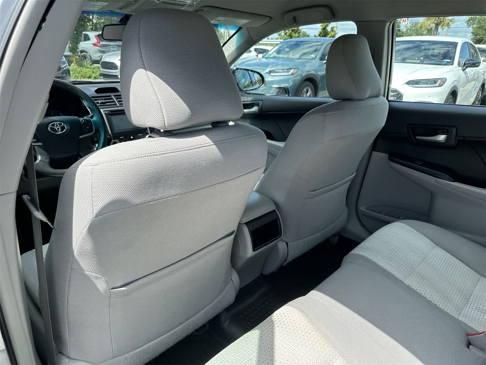 Thumbnail: 2014 Toyota Camry - 14