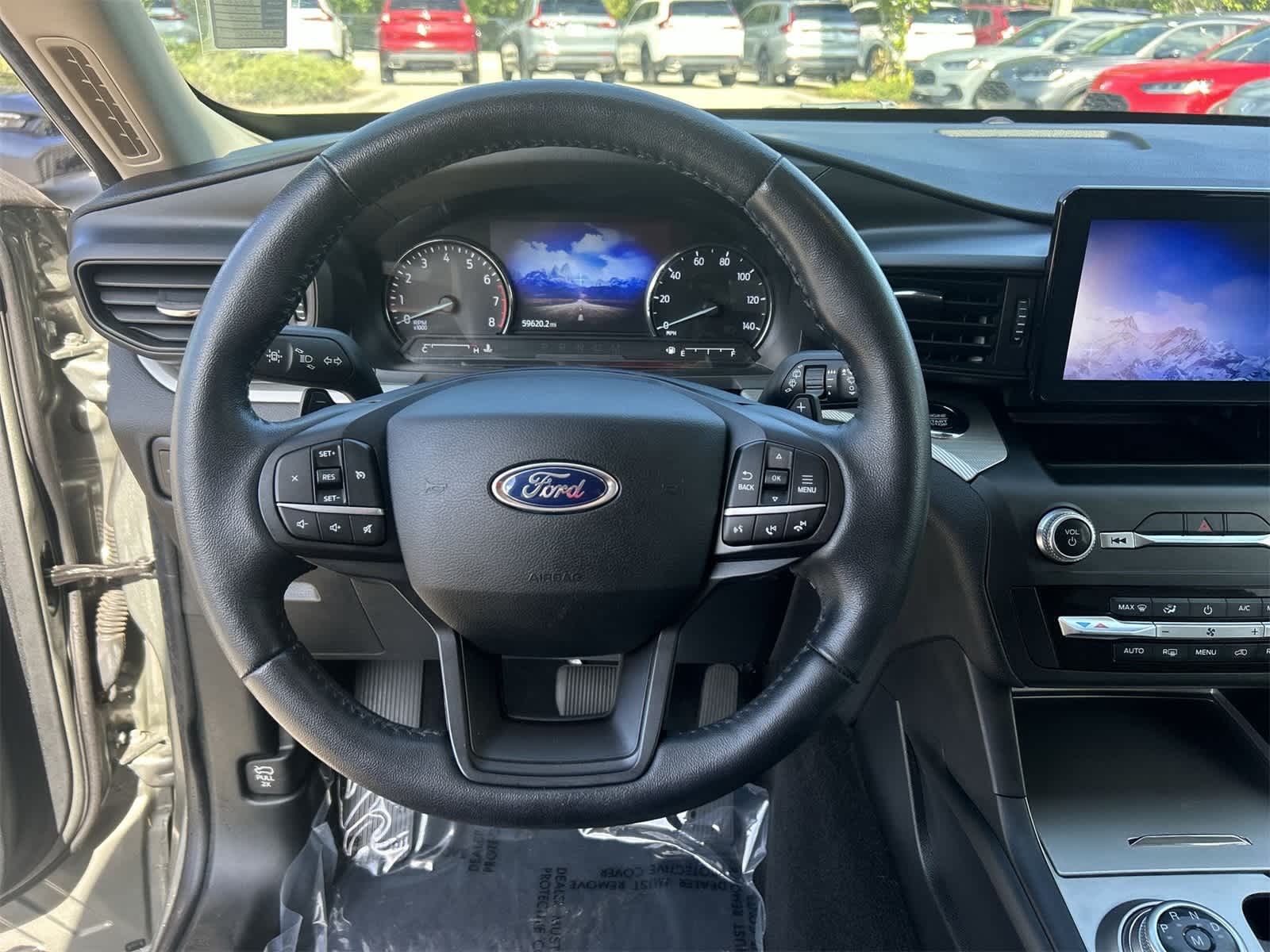 2020 Ford Explorer XLT 18