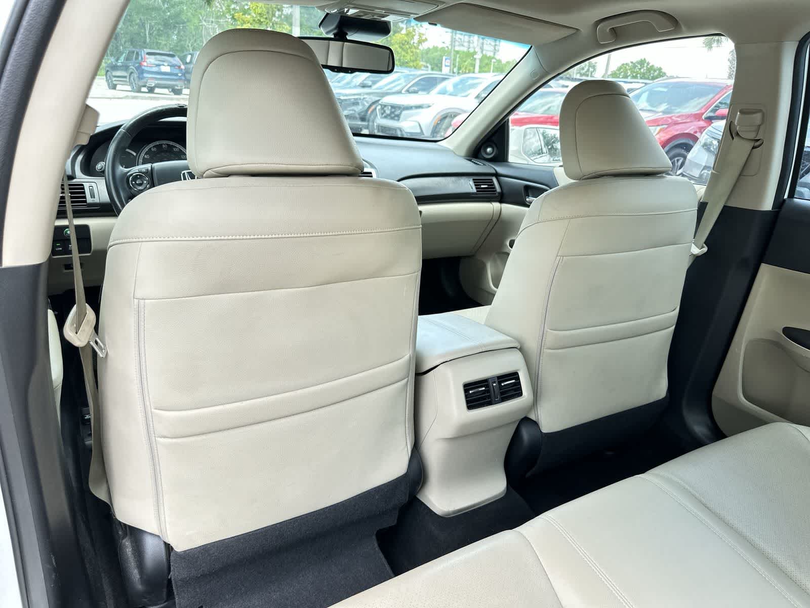 Thumbnail: 2015 Honda Accord - 14