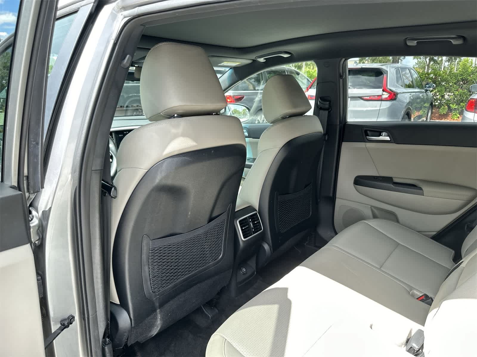 Thumbnail: 2022 Kia Sportage - 15