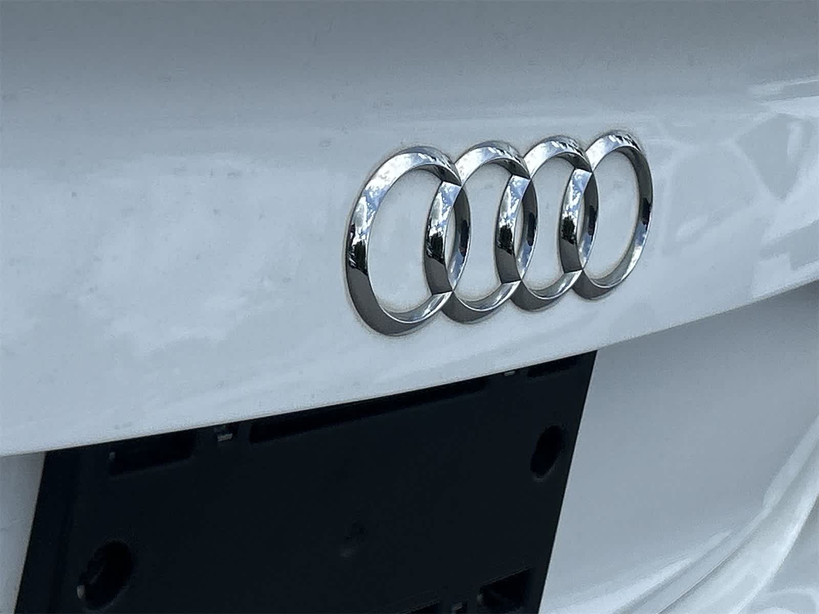 Thumbnail: 2015 Audi A4 - 10