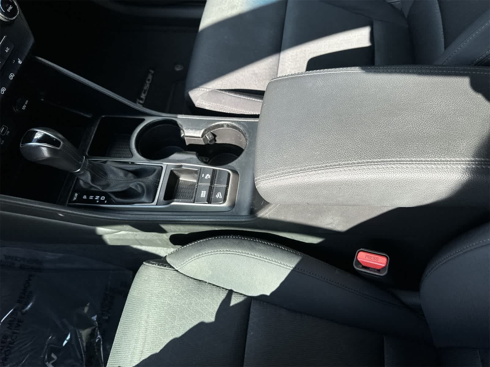 Thumbnail: 2017 Hyundai Tucson - 19