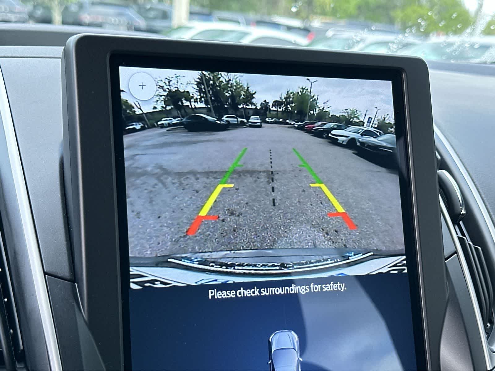 Thumbnail: 2024 Ford Edge - 20