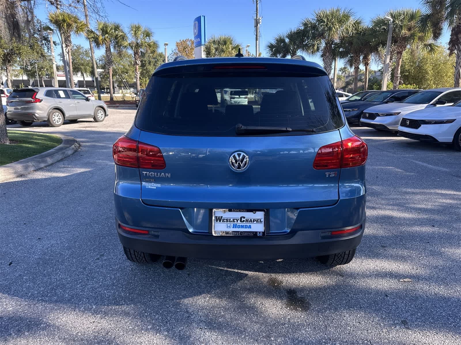 Thumbnail: 2018 Volkswagen Tiguan - 5