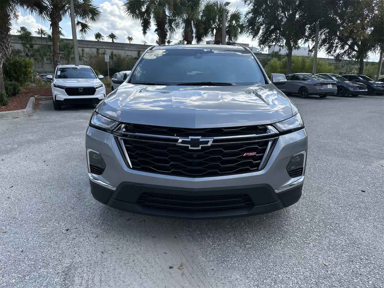 Thumbnail: 2023 Chevrolet Traverse - 9