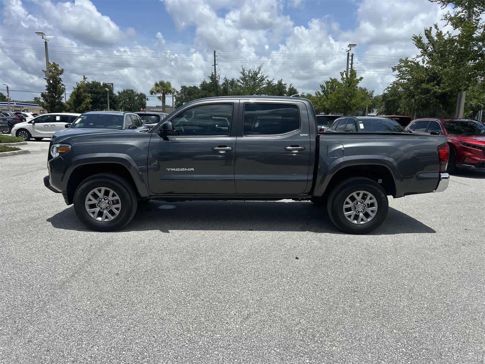 Thumbnail: 2019 Toyota Tacoma - 3