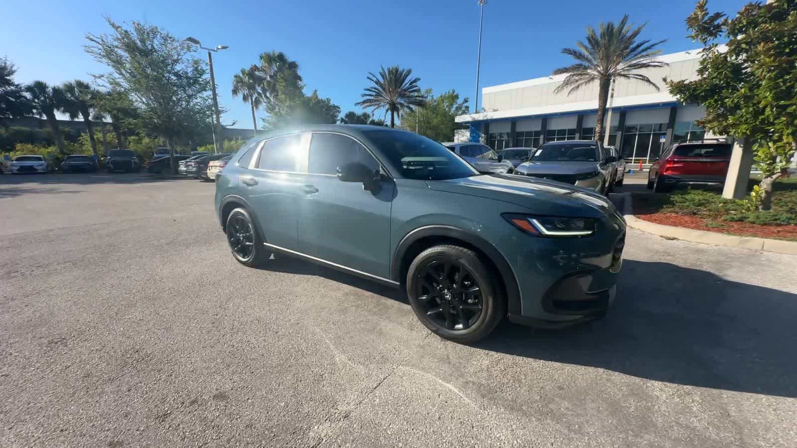 Thumbnail: 2024 Honda HR-V - 2