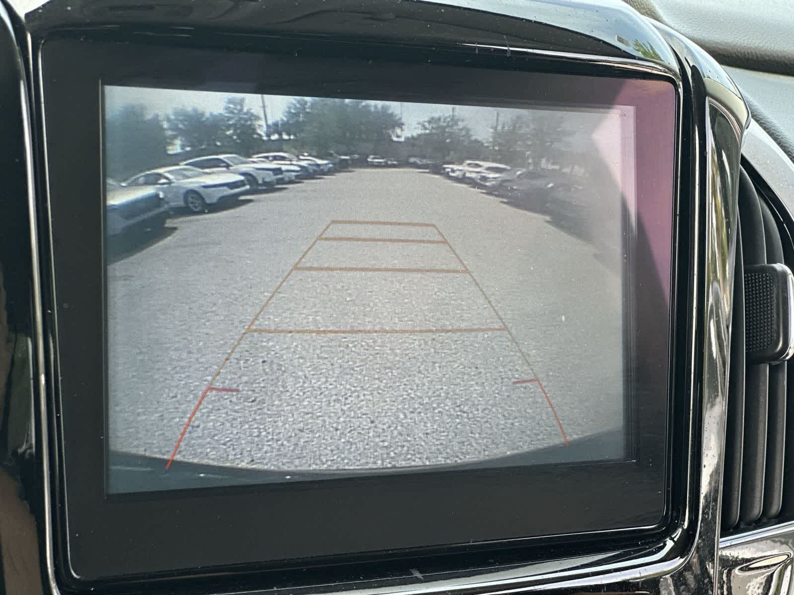 Thumbnail: 2019 Chevrolet Traverse - 20