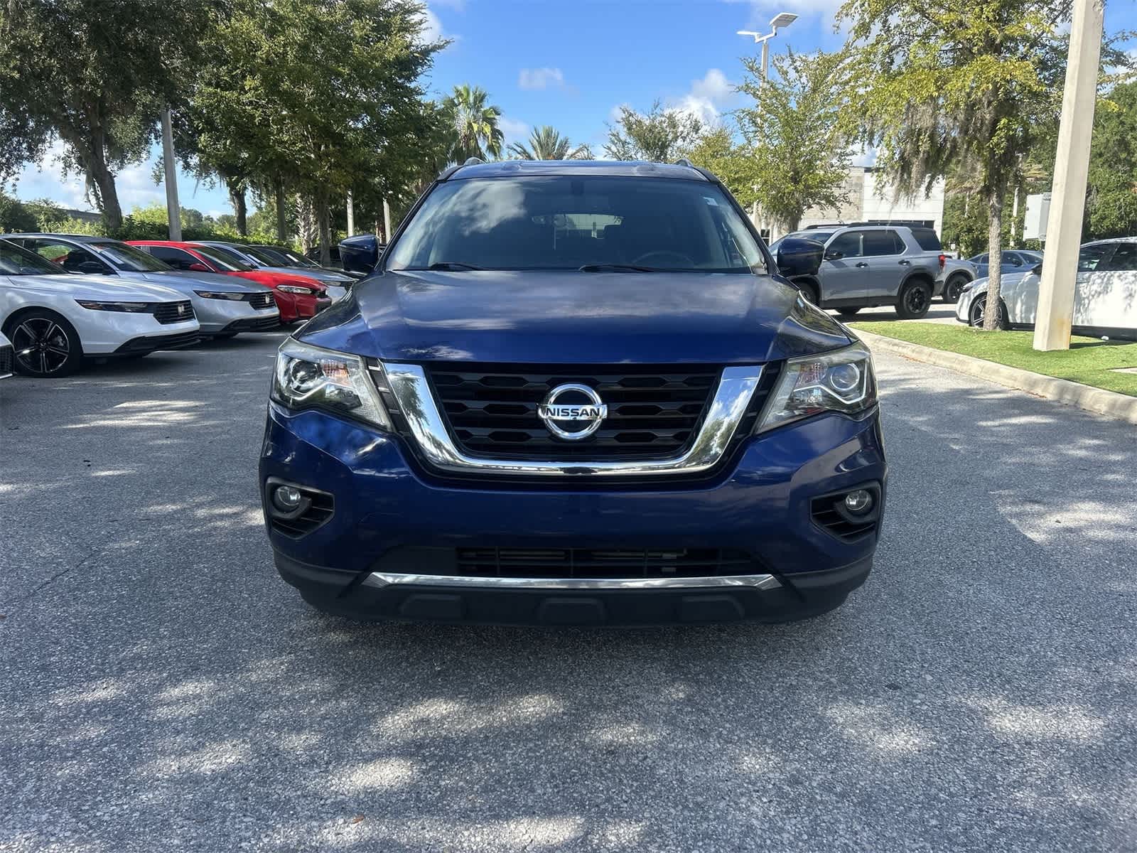Thumbnail: 2020 Nissan Pathfinder - 9