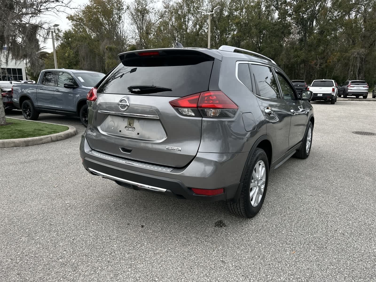 Thumbnail: 2019 Nissan Rogue - 6