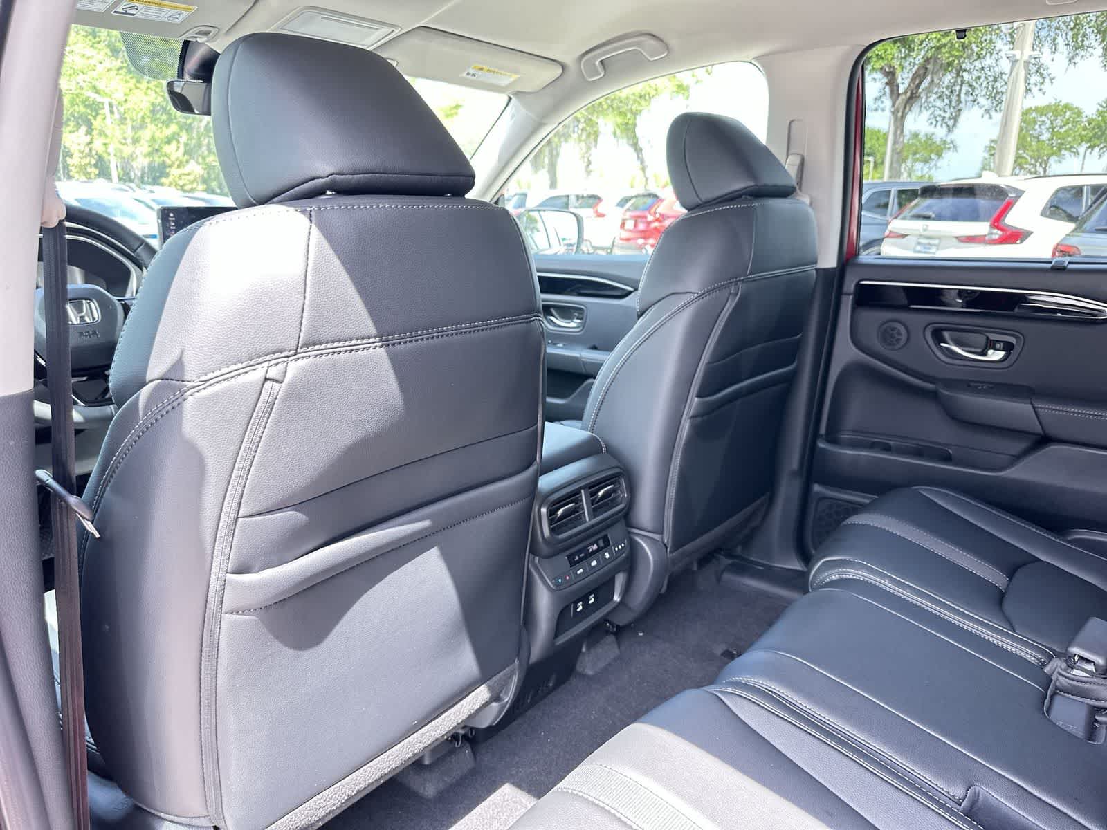 Thumbnail: 2026 Honda Pilot - 14