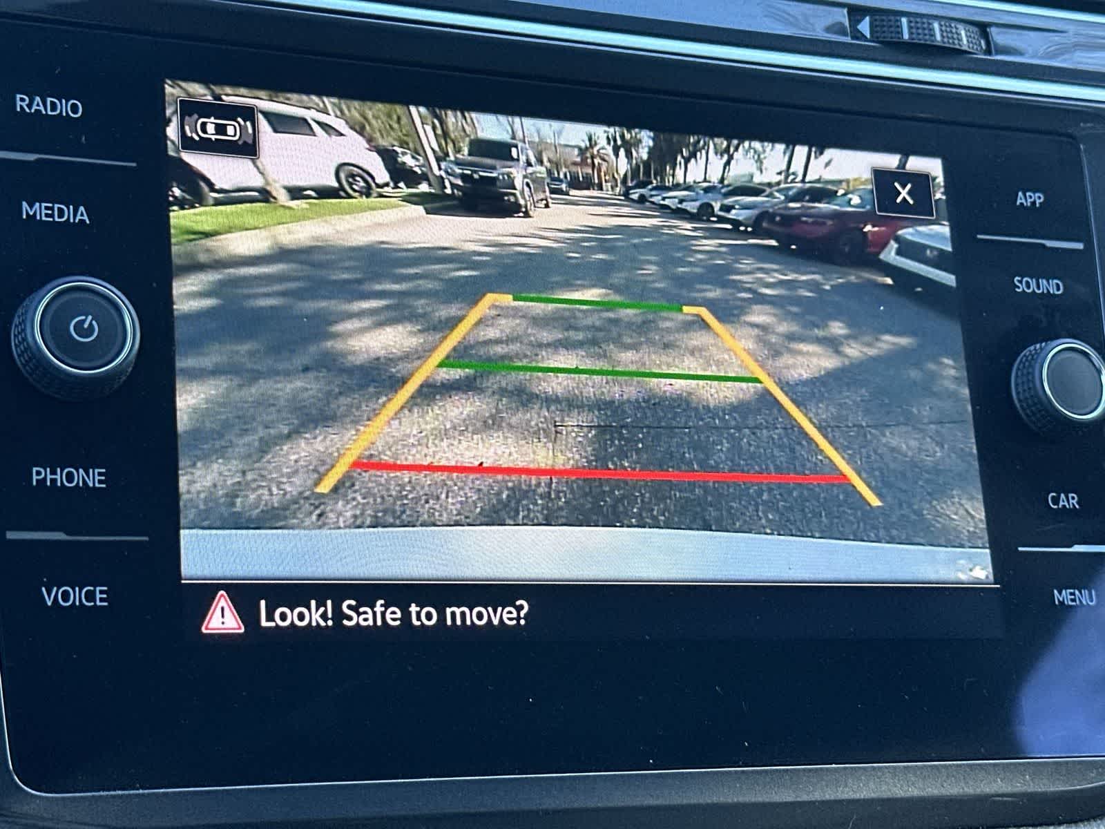 Thumbnail: 2024 Volkswagen Tiguan - 20