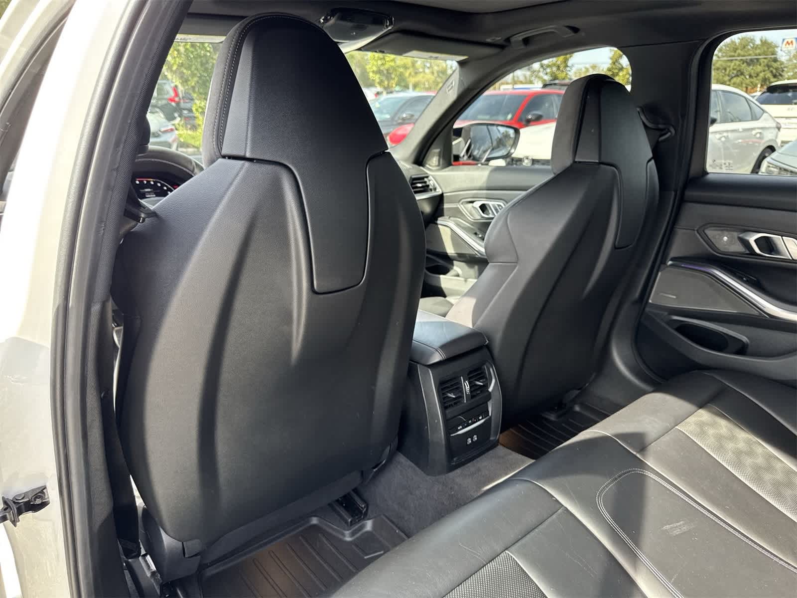 Thumbnail: 2021 BMW M3 - 16