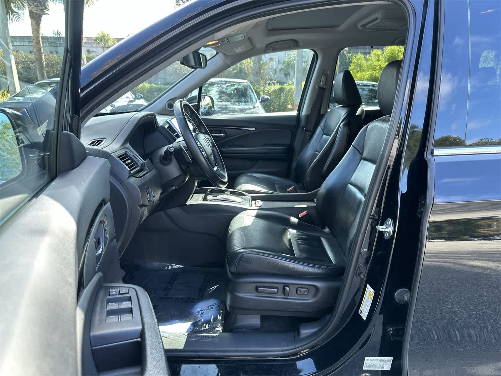 Thumbnail: 2018 Honda Pilot - 2