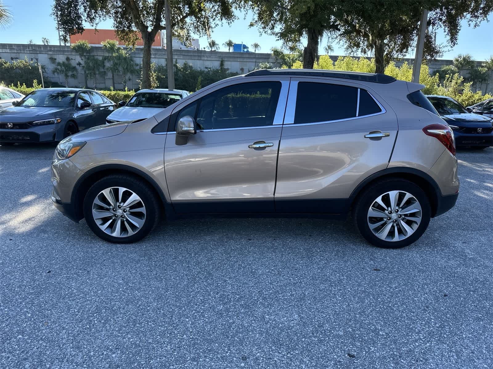 Thumbnail: 2018 Buick Encore - 3