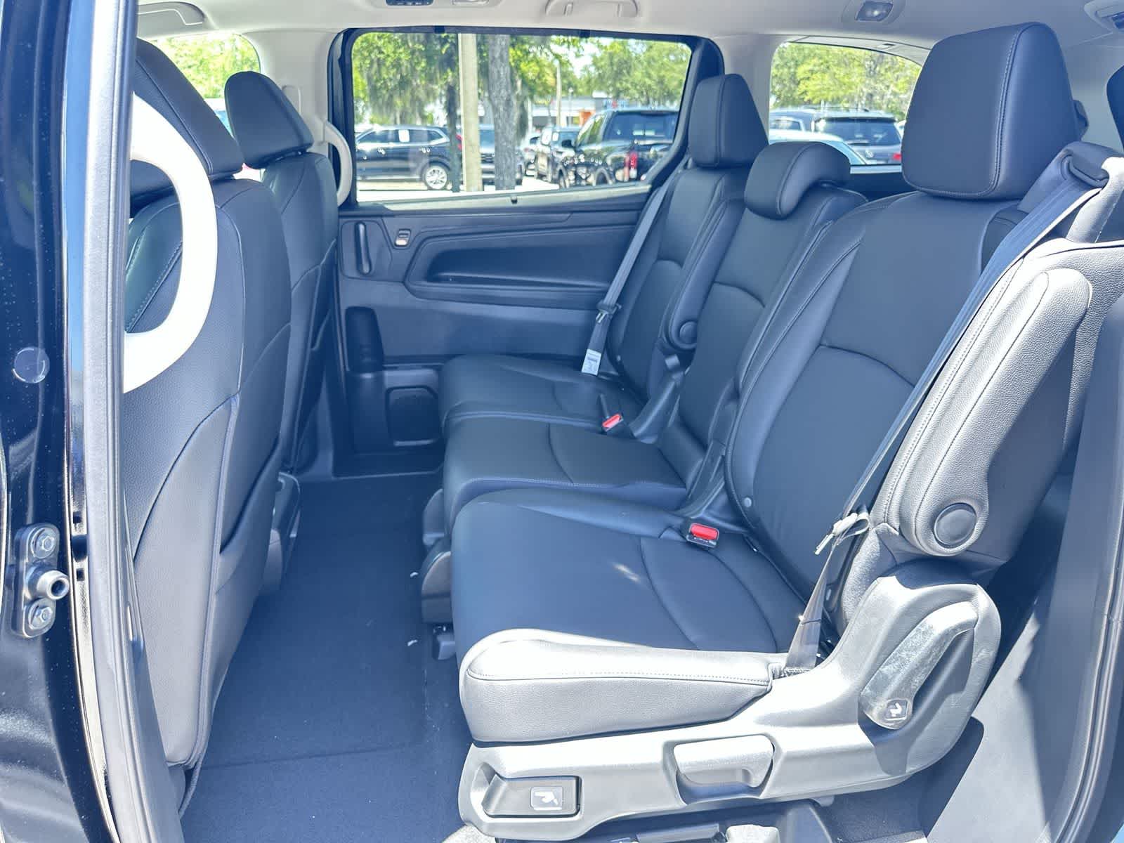 Thumbnail: 2026 Honda Odyssey - 15
