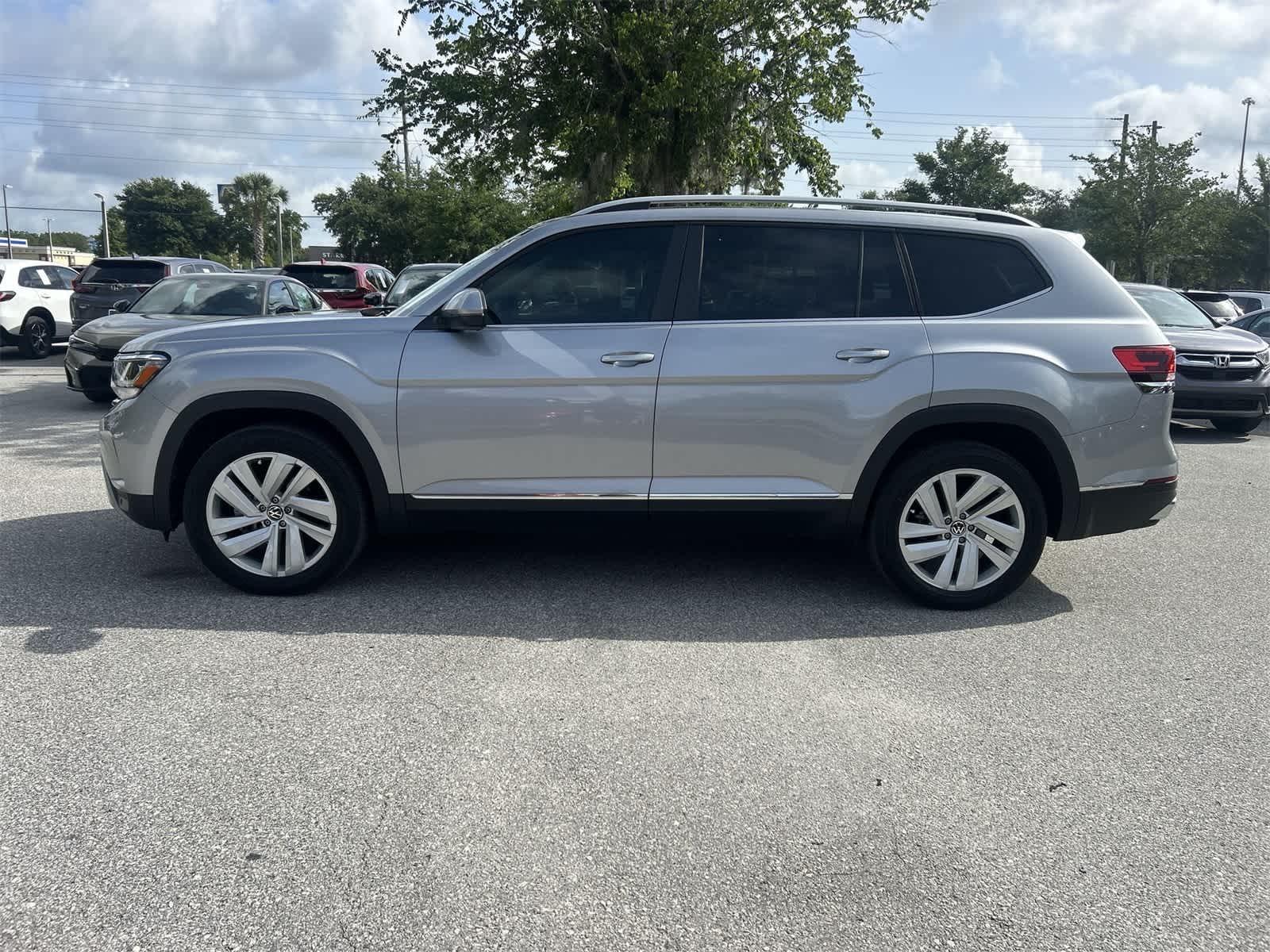 2021 Volkswagen Atlas SEL 3