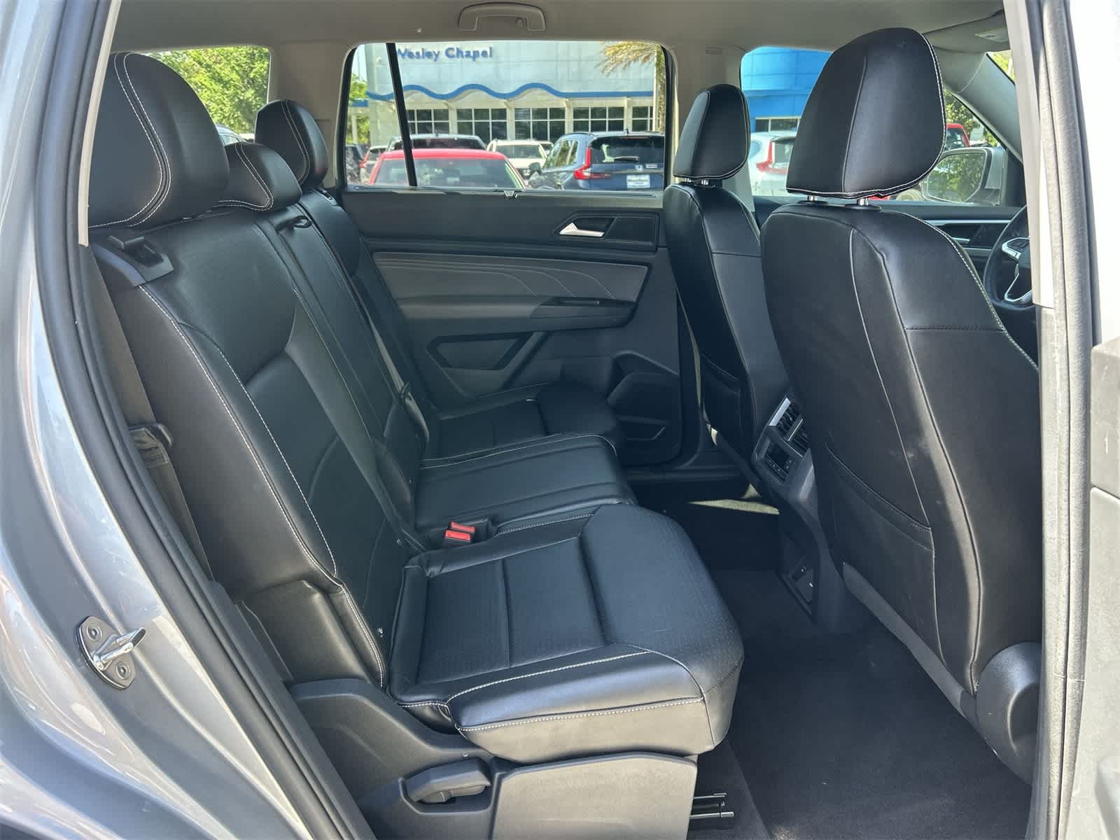 2021 Volkswagen Atlas SE 16