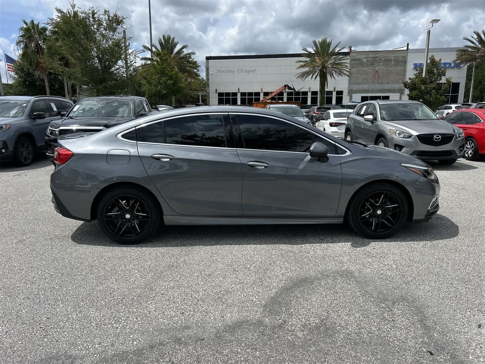 Thumbnail: 2018 Chevrolet Cruze - 6