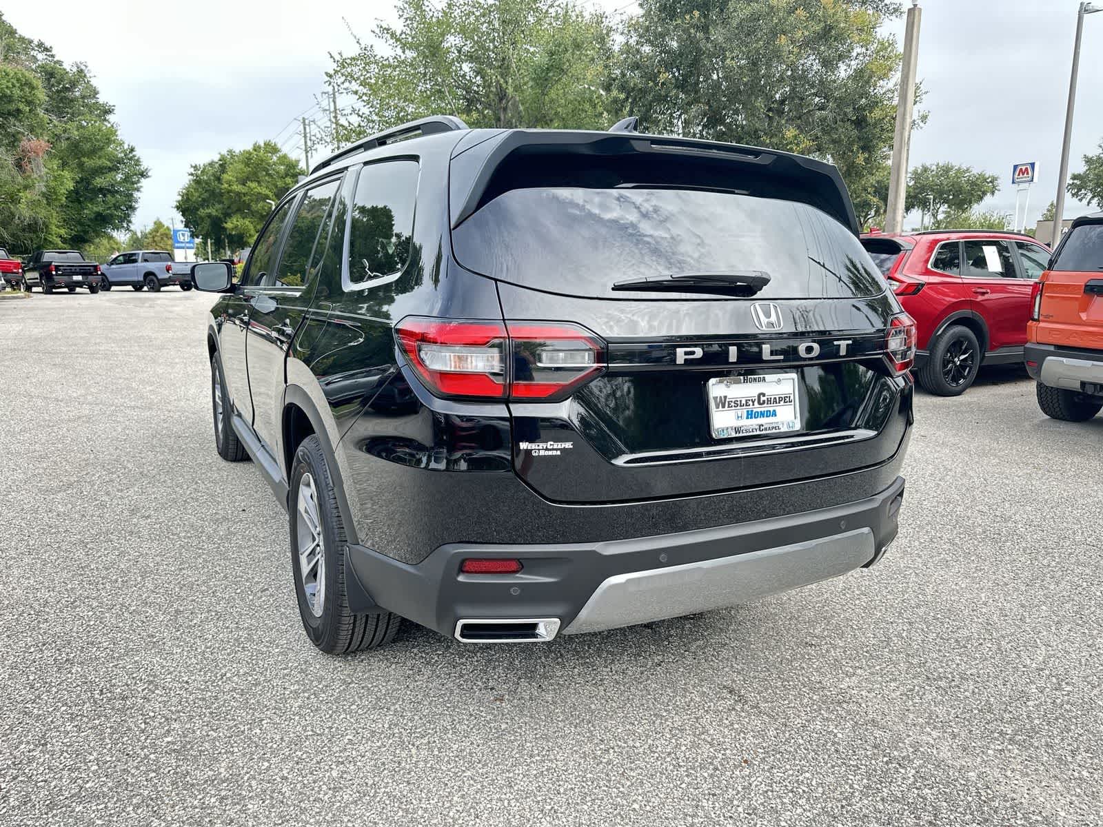 Thumbnail: 2026 Honda Pilot - 4